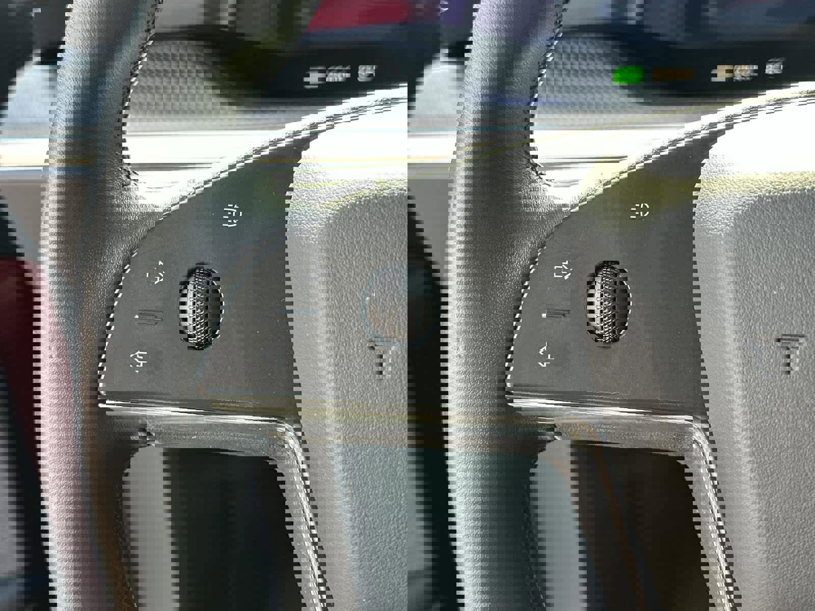 Used 2023 Tesla Model X Plaid image 24