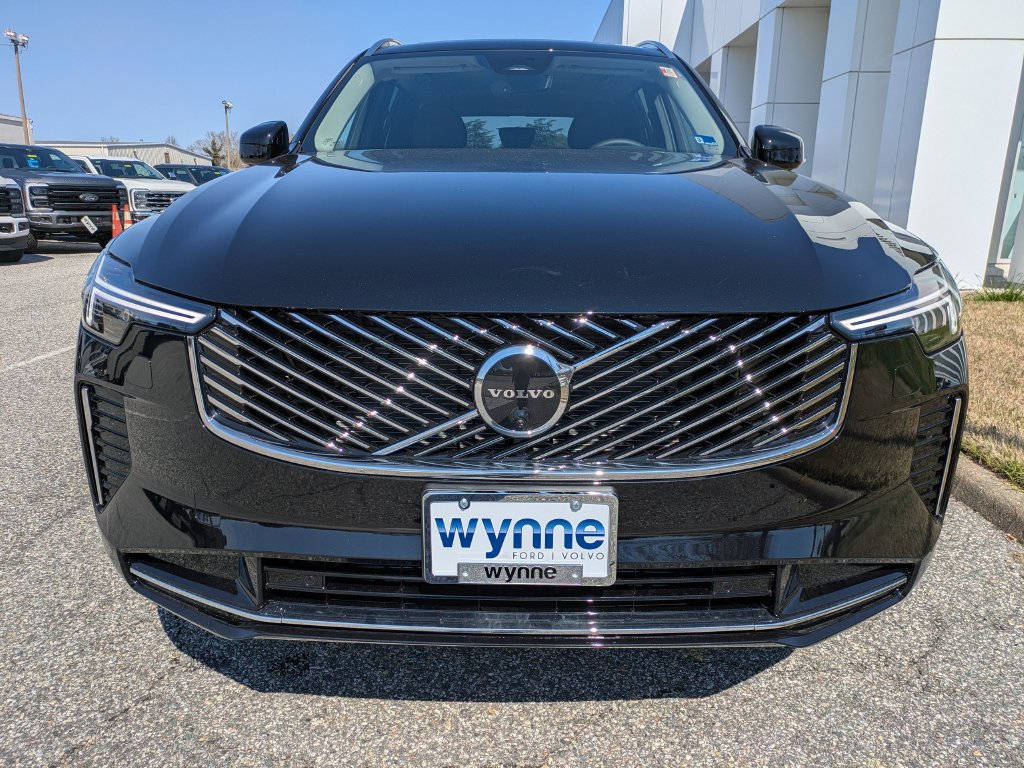 New 2026 Volvo XC90 B6 Plus w/ Protection Package Premier AWD/4WD image 9