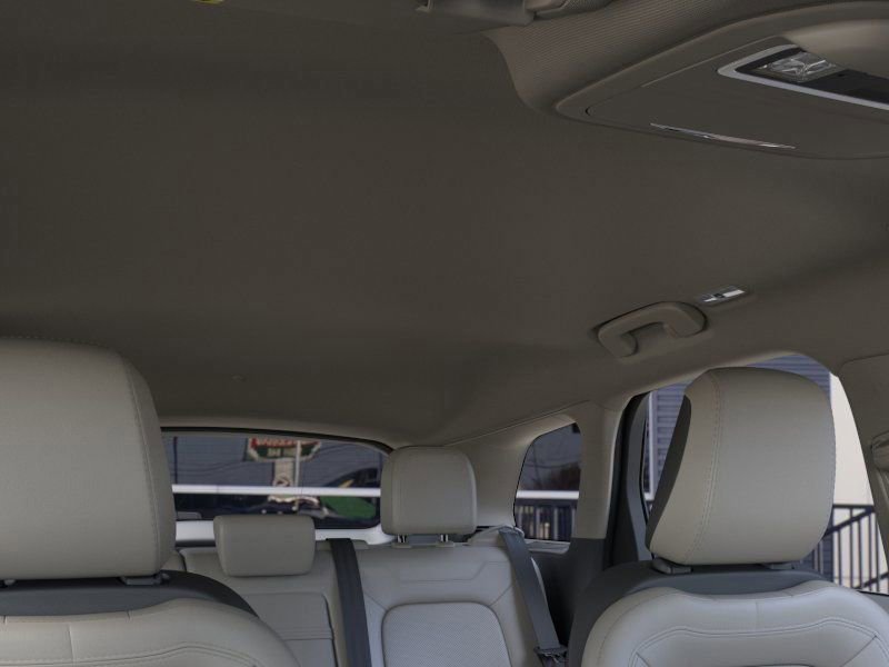 New 2026 Lincoln Corsair Reserve image 22