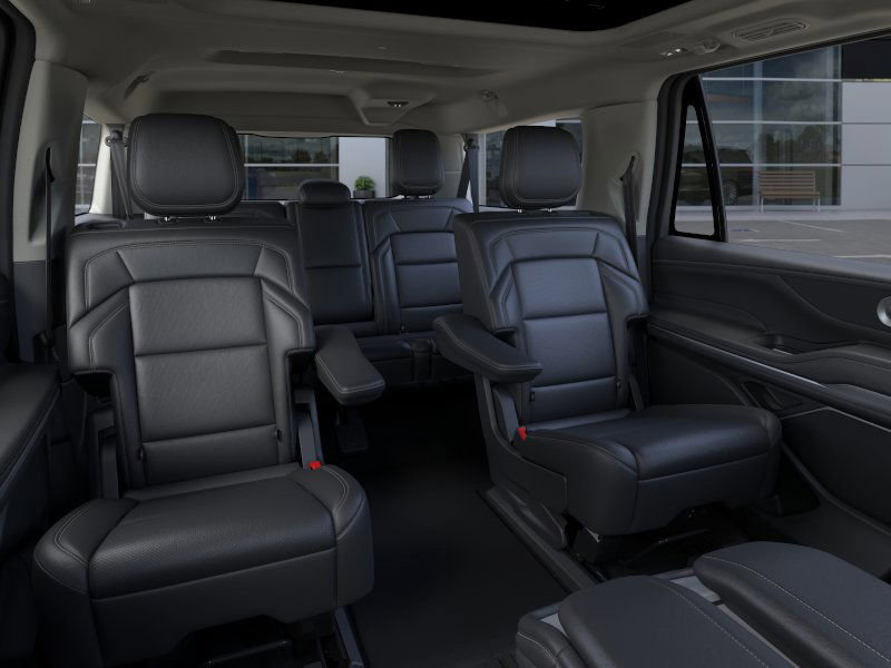 New 2025 Lincoln Navigator L Reserve image 33