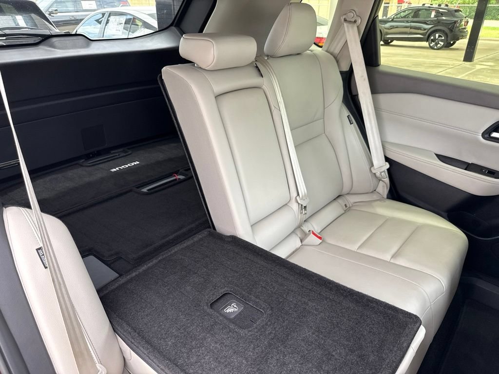 Certified 2025 Nissan Rogue SL AWD/4WD image 21