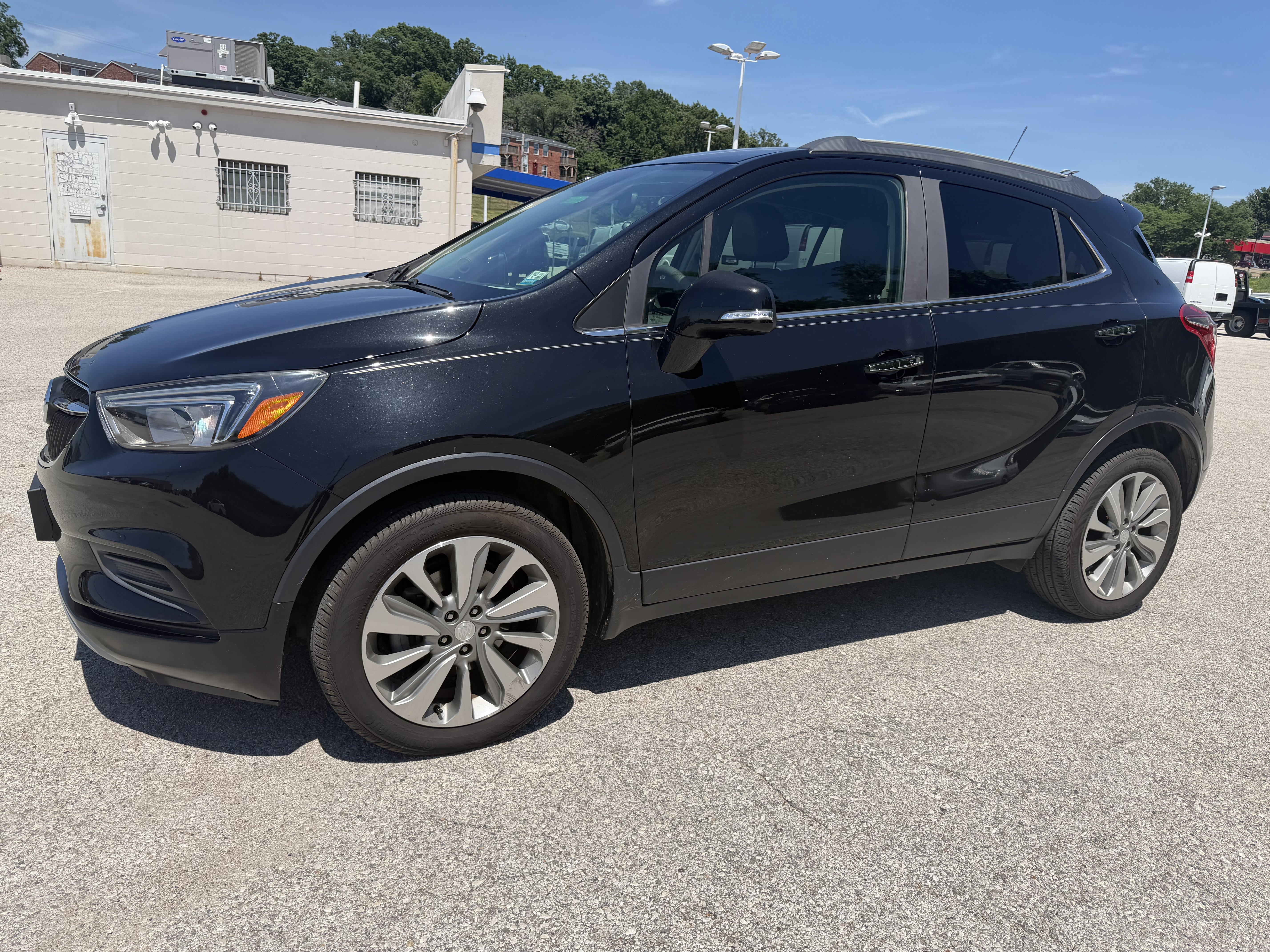Used 2019 Buick Encore Preferred FWD image 3