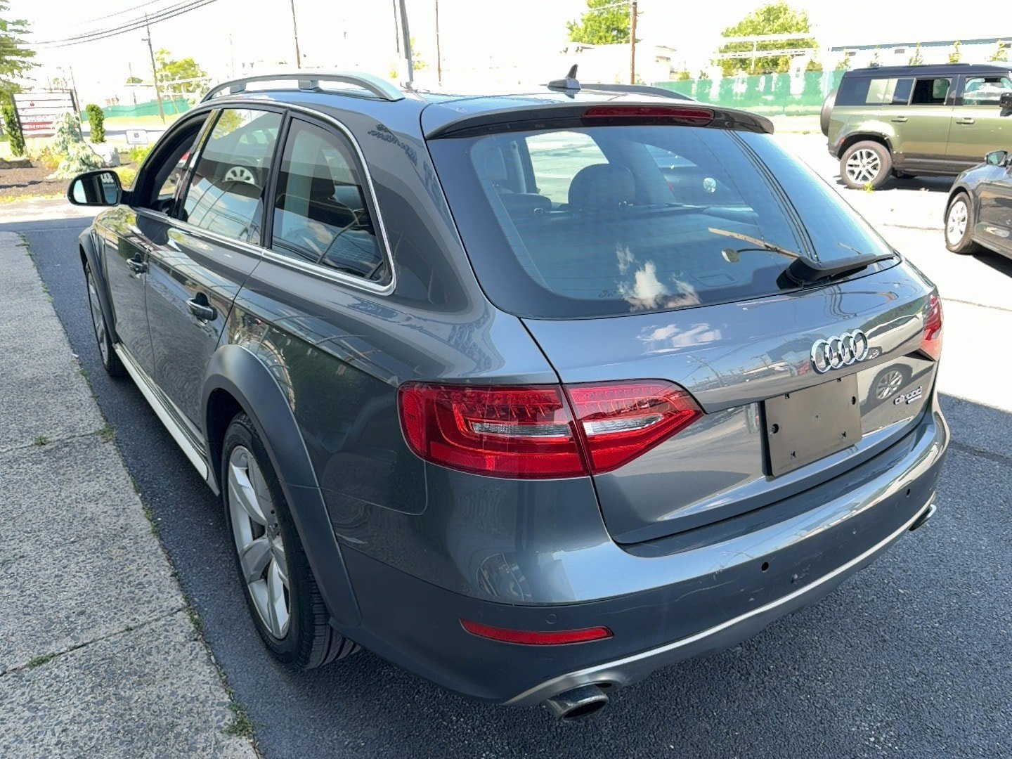Used 2013 Audi A4 Premium Plus AWD/4WD image 4