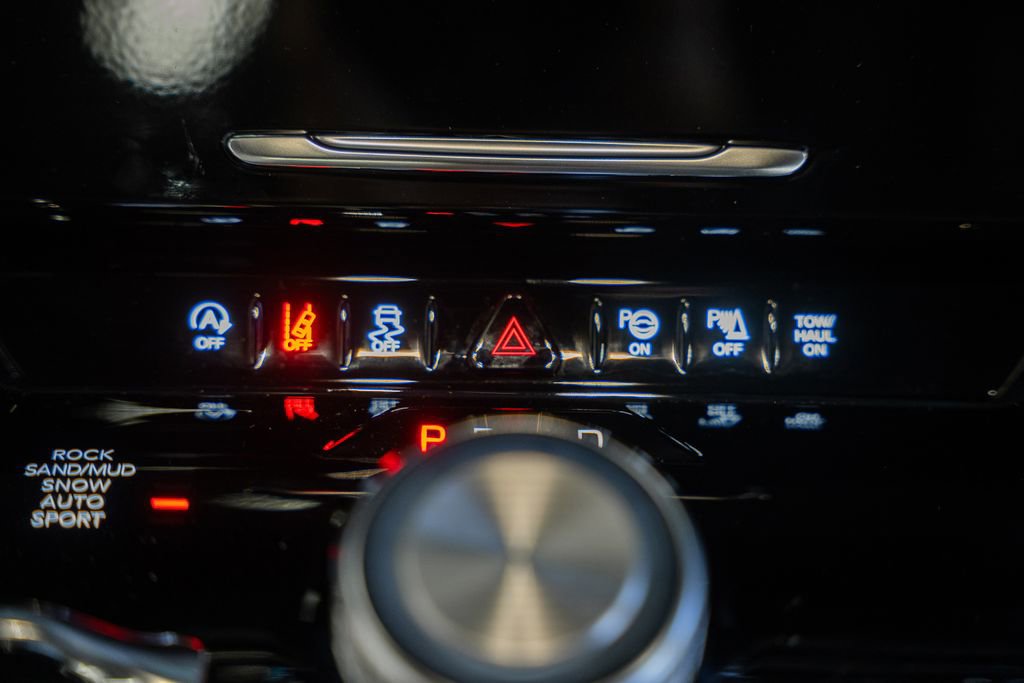 New 2026 Jeep Grand Wagoneer L 4WD image 29