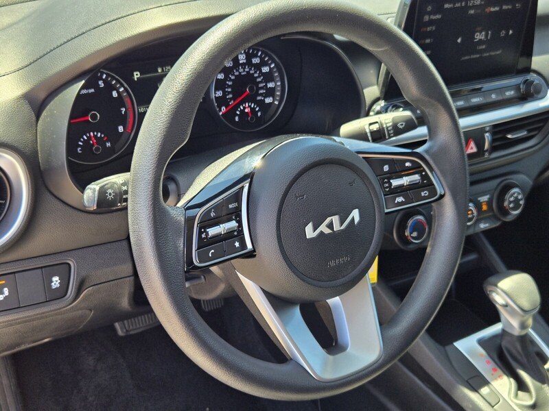 Certified 2024 Kia Forte LXS w/ LXS Technology Package FWD image 19