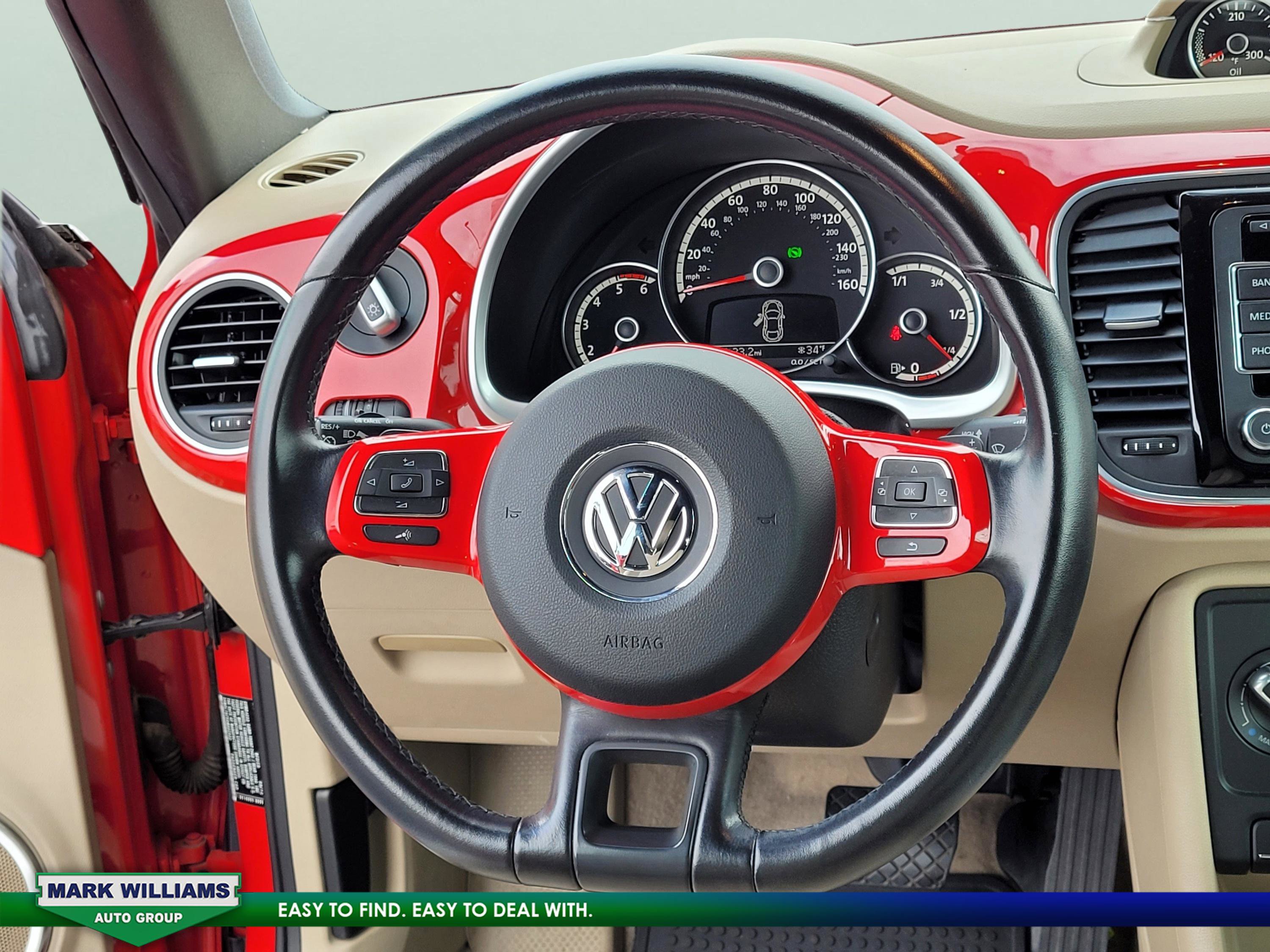 Used 2013 Volkswagen Beetle TDI image 12