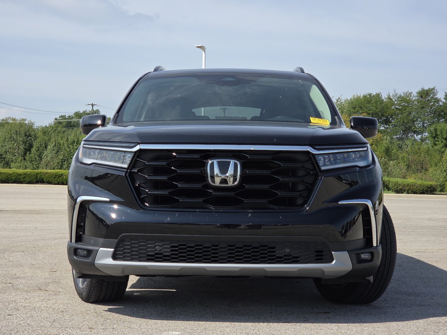 Used 2025 Honda Pilot Touring image 14