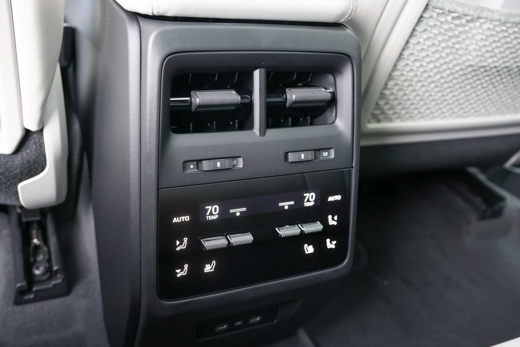 New 2026 Porsche Macan 4 Electric AWD/4WD image 30