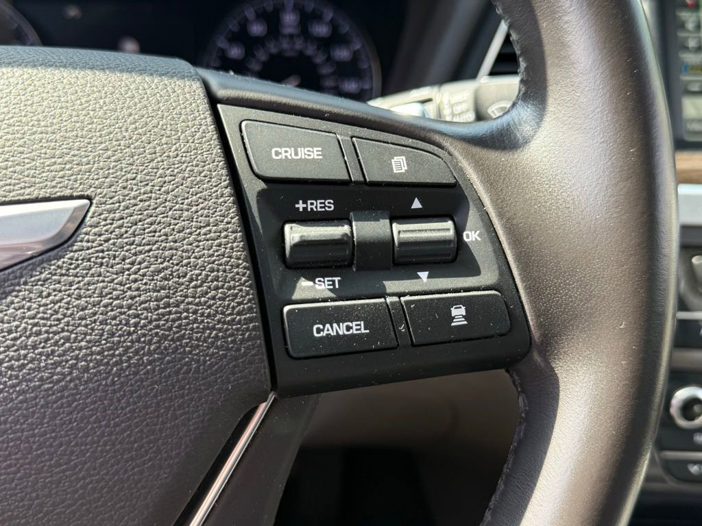 Used 2015 Hyundai Genesis 3.8 w/ Option Group 03 image 13