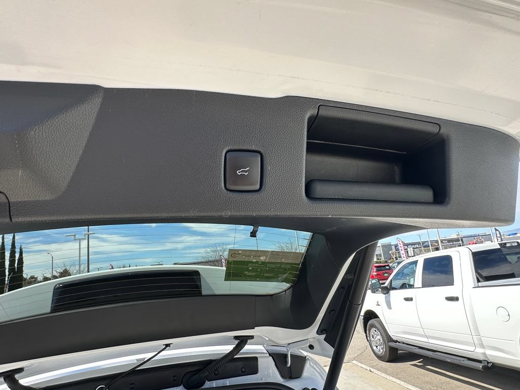 Used 2022 Ford Escape SEL FWD image 25