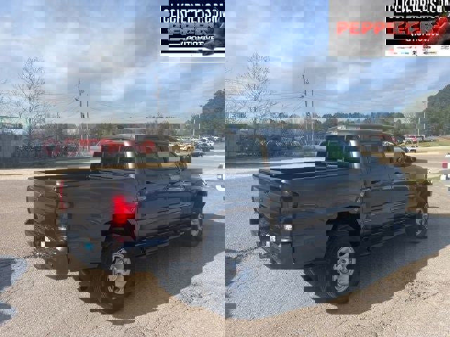 Used 2023 Toyota Tacoma SR w/ SR Convenience Package image 5