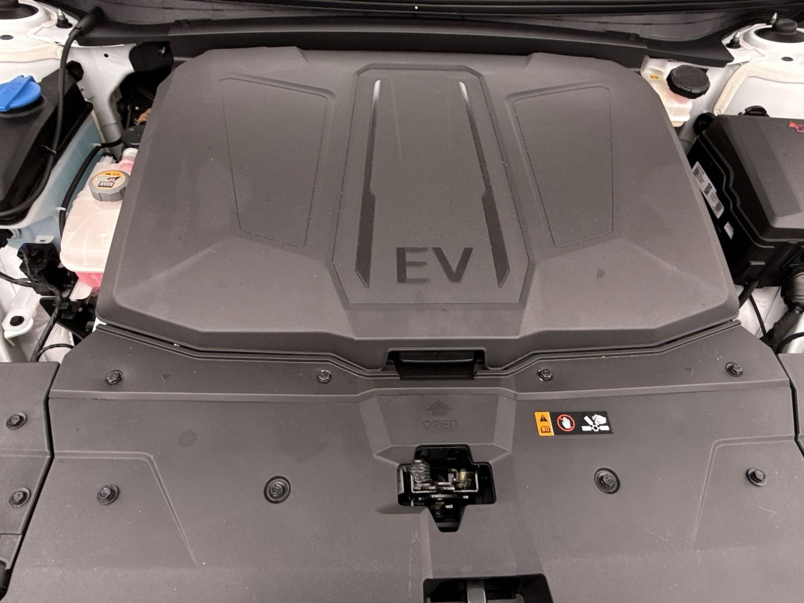 New 2025 Hyundai Ioniq 5 SEL image 25