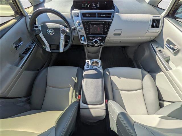 Used 2017 Toyota Prius V Five image 16