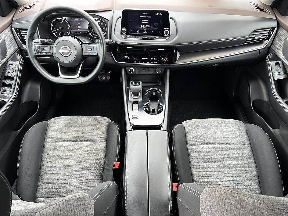 Certified 2023 Nissan Rogue SV FWD image 18