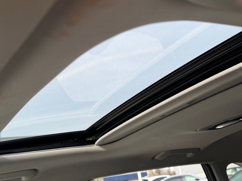 Used 2024 Kia Seltos EX image 13