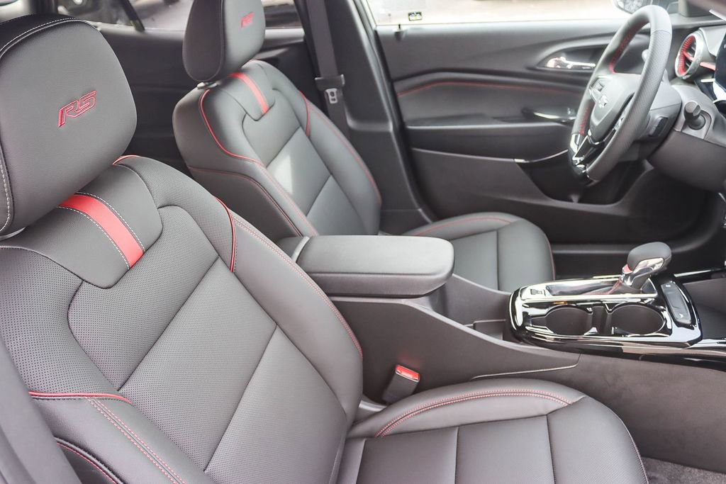 New 2026 Chevrolet Trax RS image 15