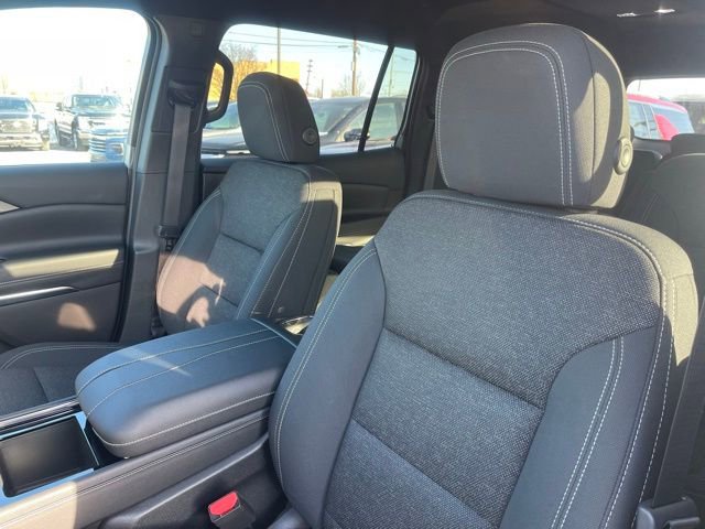 New 2026 Chevrolet Traverse LT w/ LPO, Floor Liner Package FWD image 16