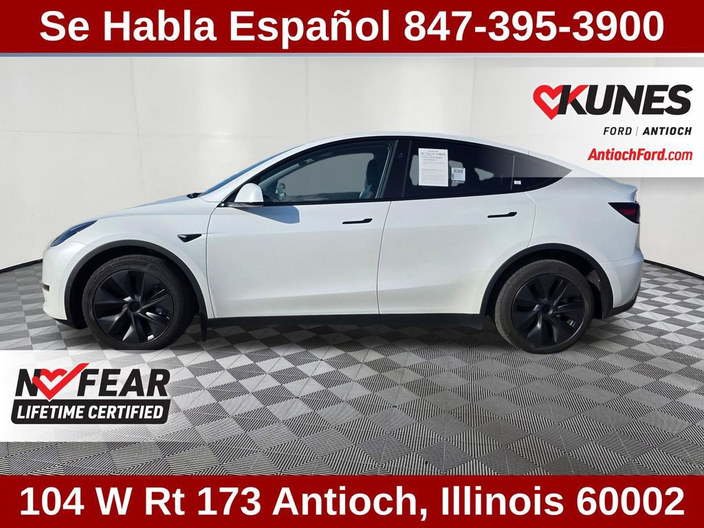 Used 2024 Tesla Model Y Long Range AWD/4WD image 5