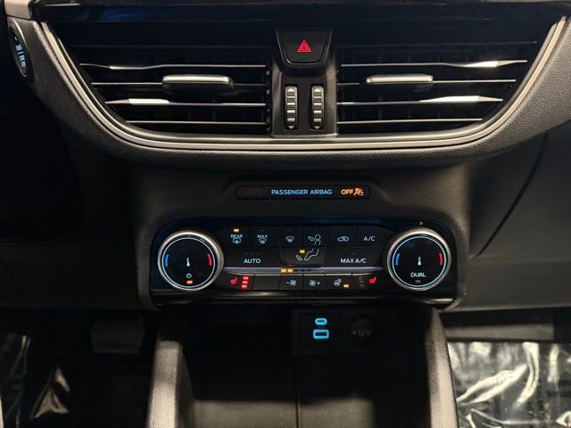 Used 2022 Ford Escape SEL image 33