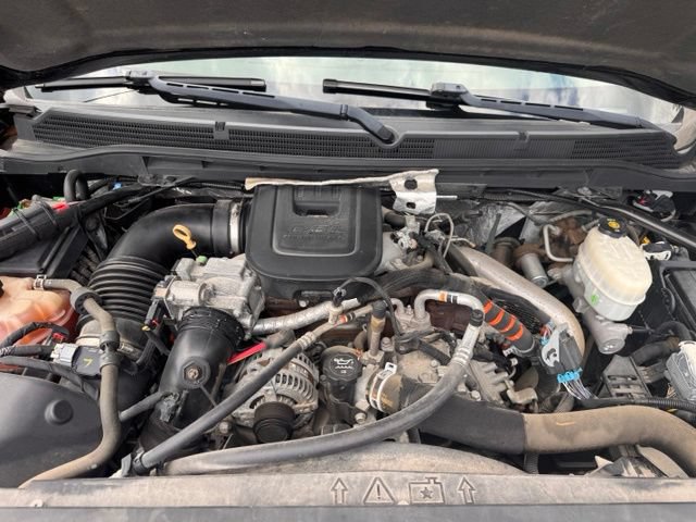 Used 2015 GMC Sierra 2500 Denali w/ Duramax Plus Package AWD/4WD image 32