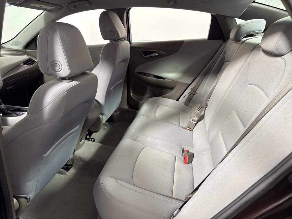 Used 2021 Chevrolet Malibu LS image 18