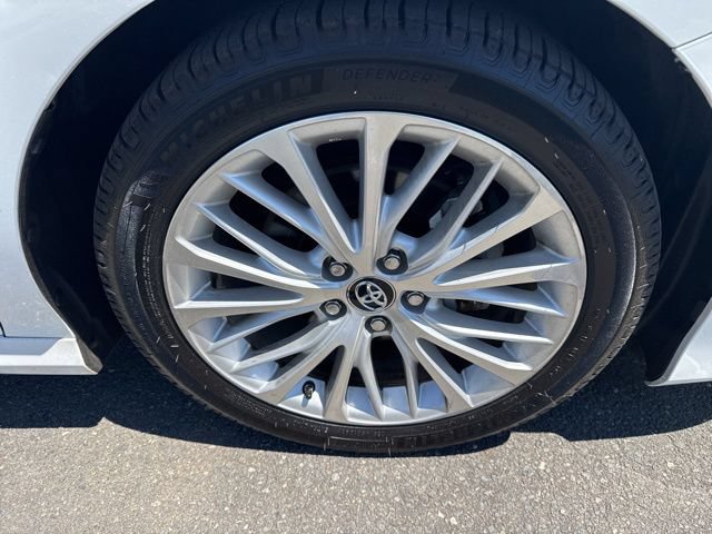 Used 2018 Toyota Camry XLE FWD image 31