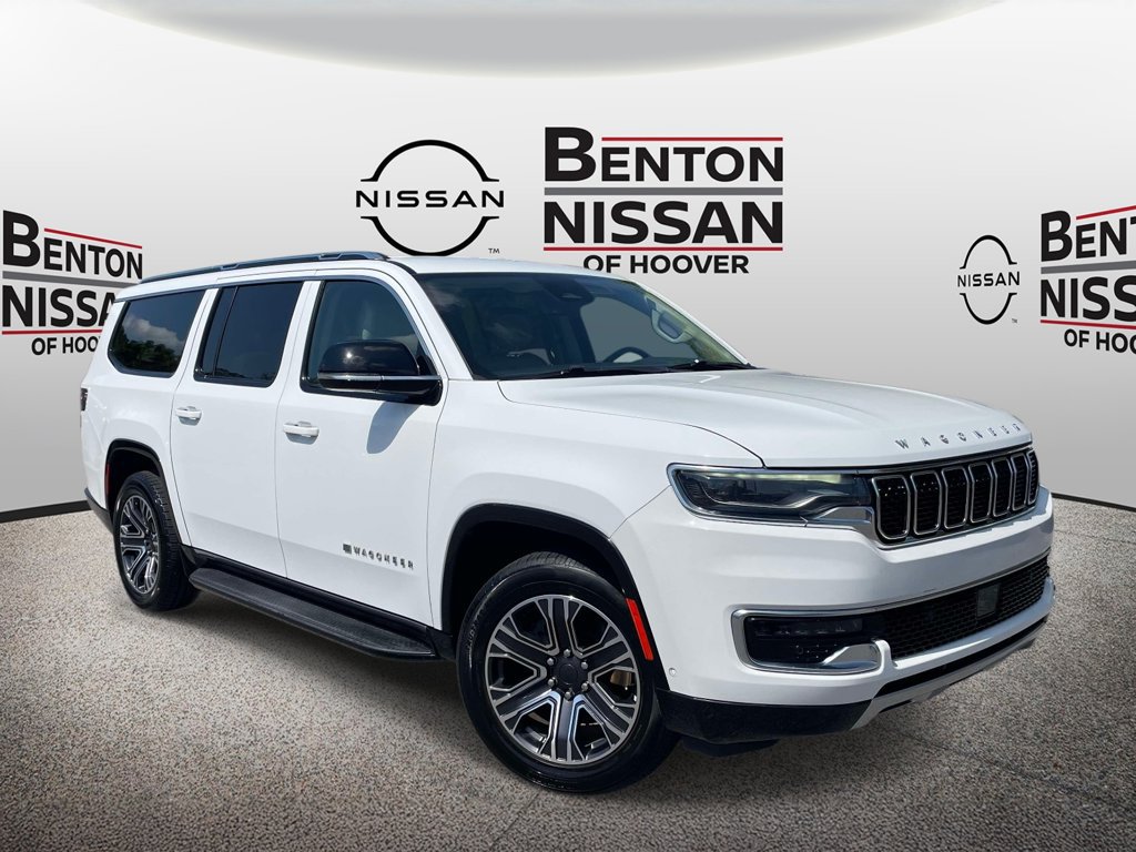 Used 2024 Jeep Wagoneer L Series II w/ Flexible Seating Group AWD/4WD image 1