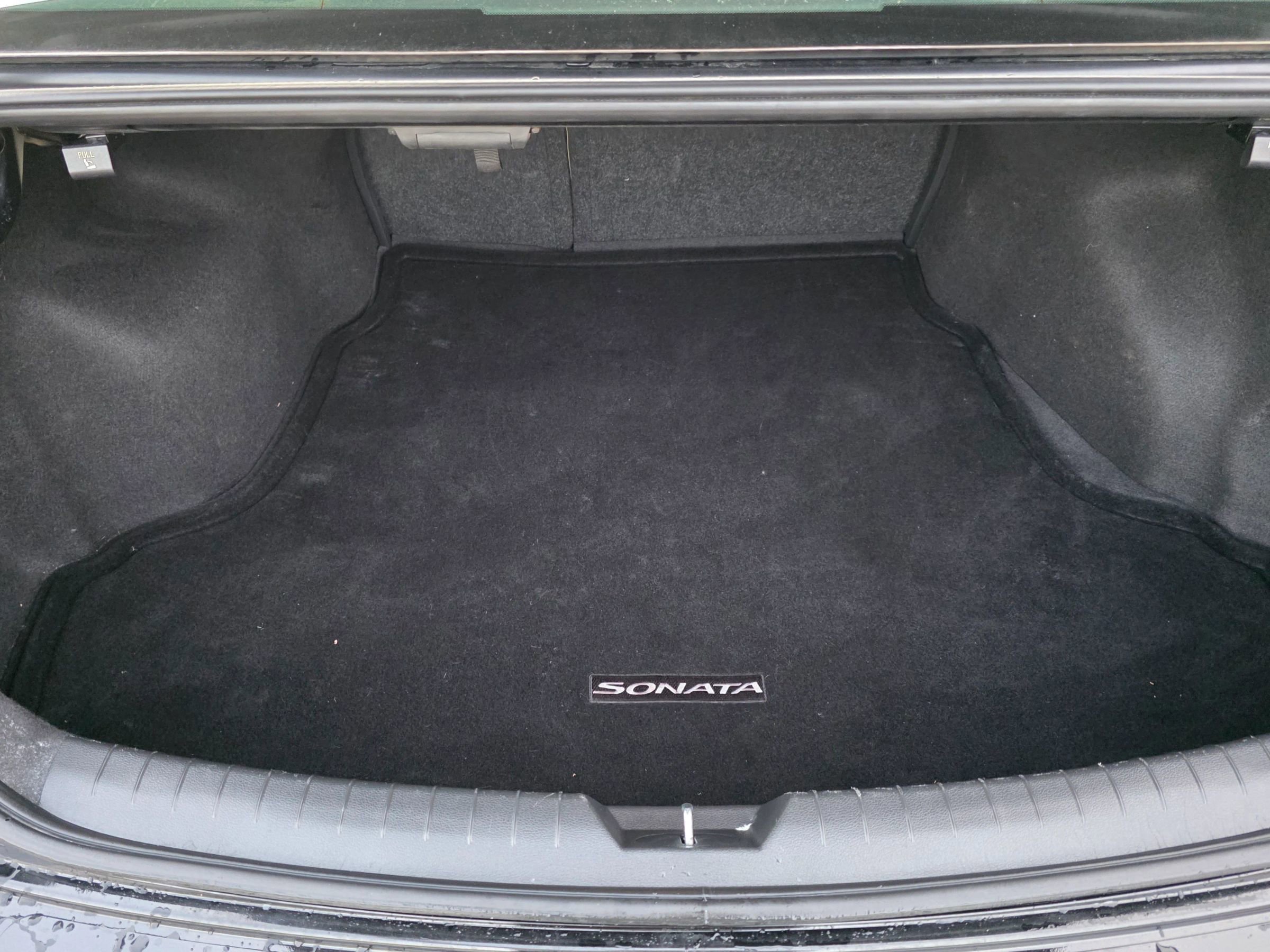 Used 2019 Hyundai Sonata SE w/ Cargo Package FWD image 15