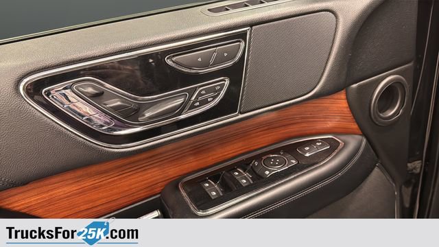 Used 2018 Lincoln Navigator L Reserve w/ Technology Package AWD/4WD image 23