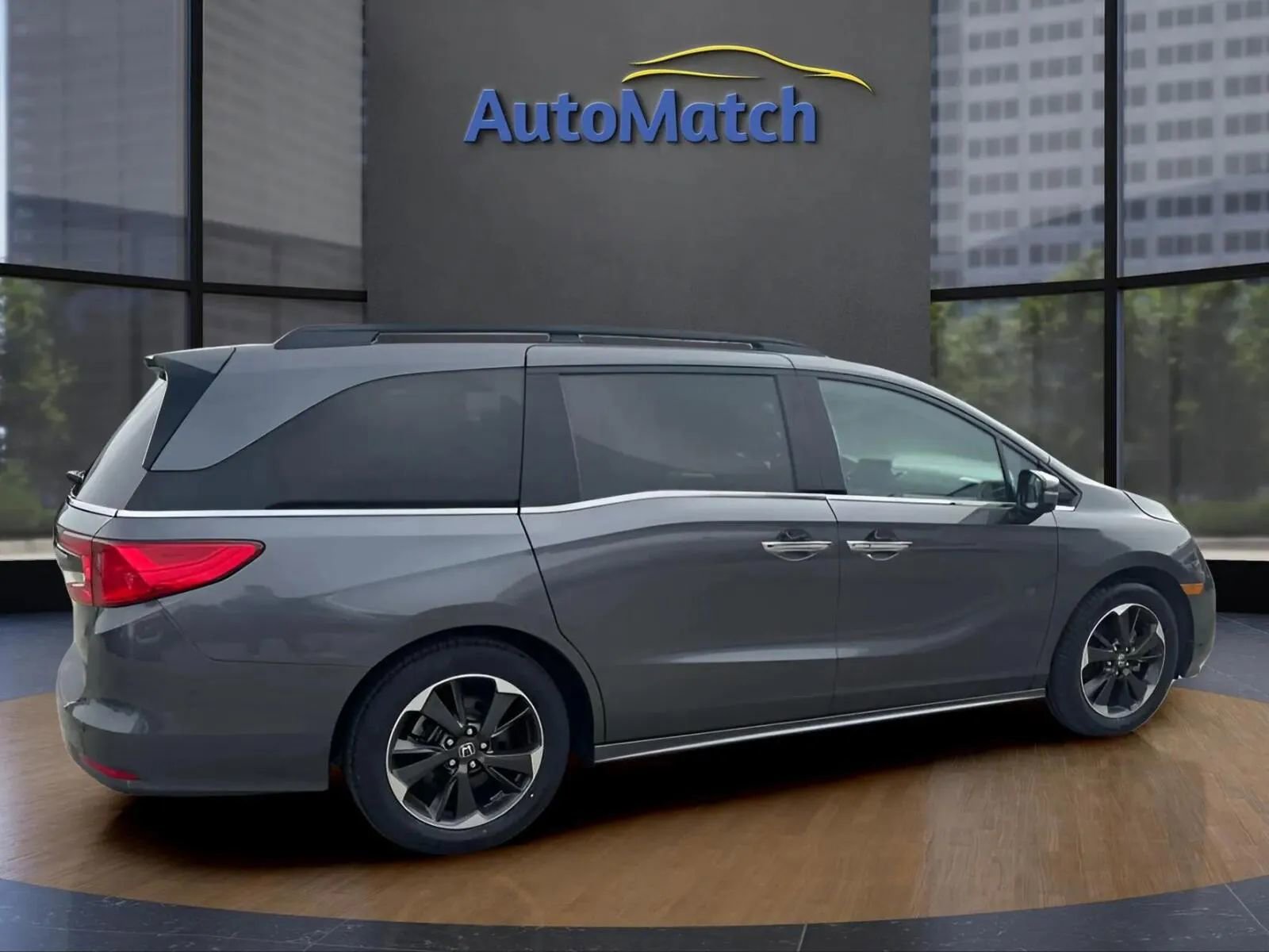 Used 2024 Honda Odyssey Elite image 11
