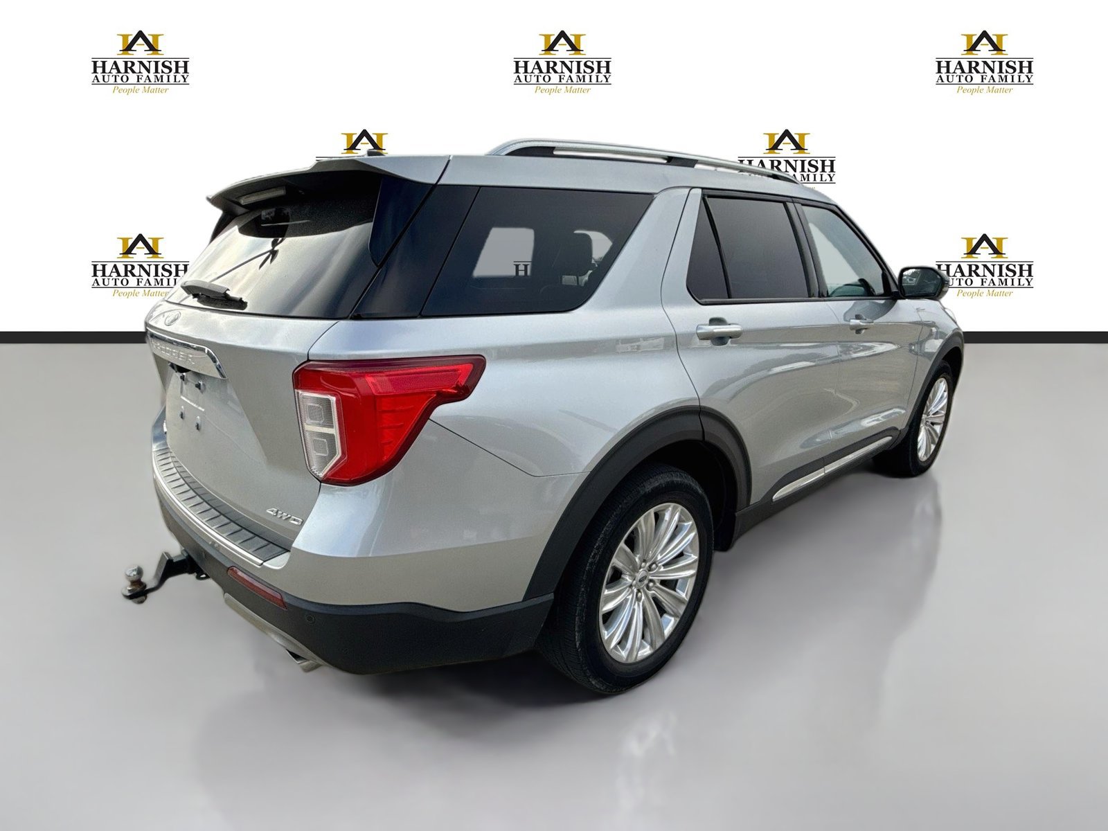Used 2021 Ford Explorer Limited w/ Equipment Group 301A AWD/4WD image 5