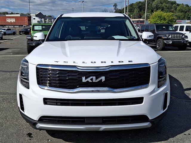 Used 2022 Kia Telluride LX image 2
