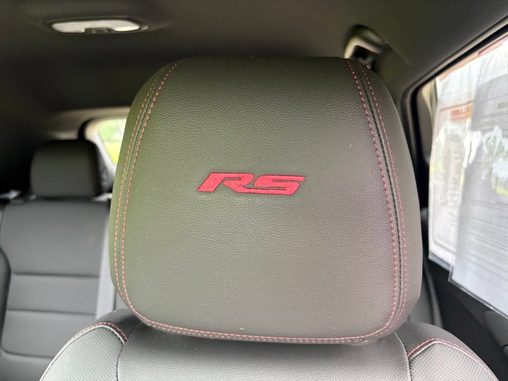 Used 2025 Chevrolet TrailBlazer RS w/ Driver Confidence Package FWD image 17
