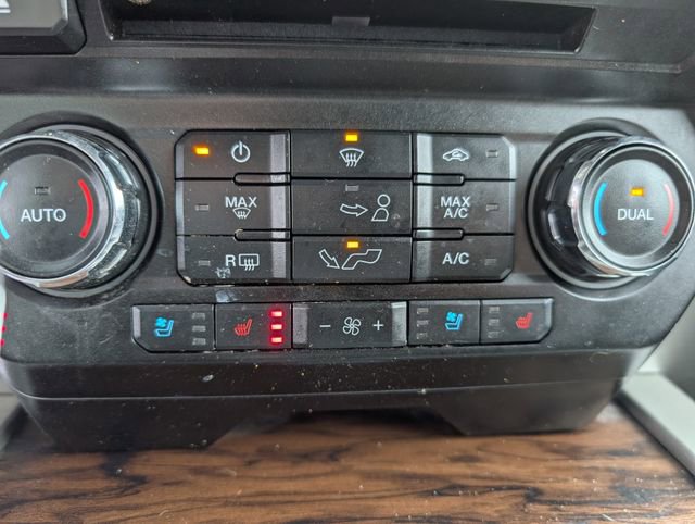 Used 2018 Ford F150 Lariat image 5