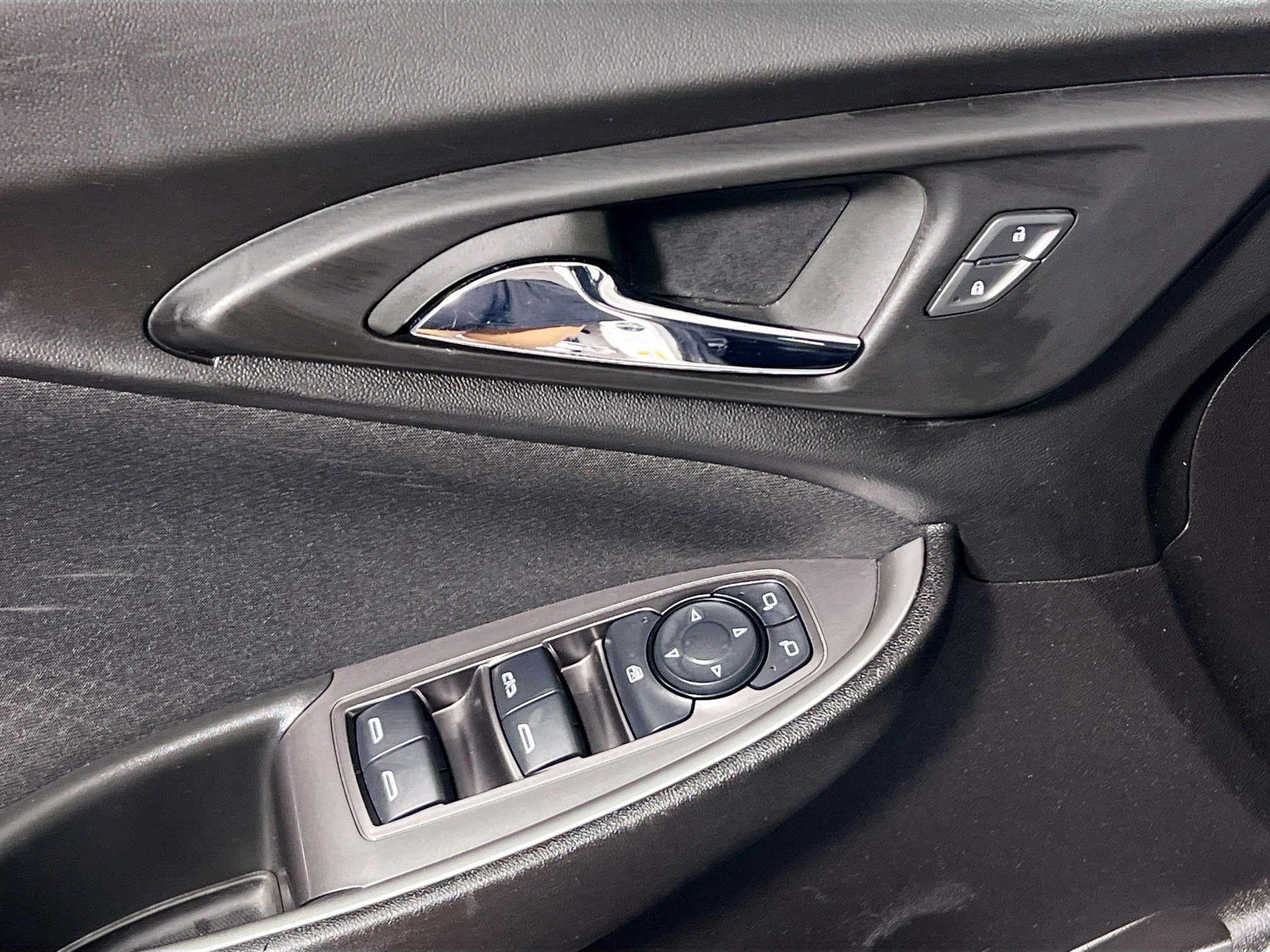 Used 2024 Chevrolet Malibu LT image 16