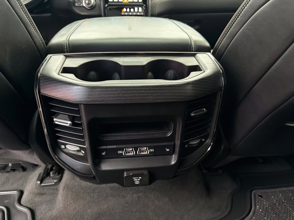 Used 2022 RAM 1500 Limited AWD/4WD image 17
