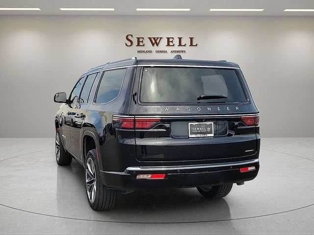Used 2024 Jeep Wagoneer Series III w/ Premium Group I AWD/4WD image 3