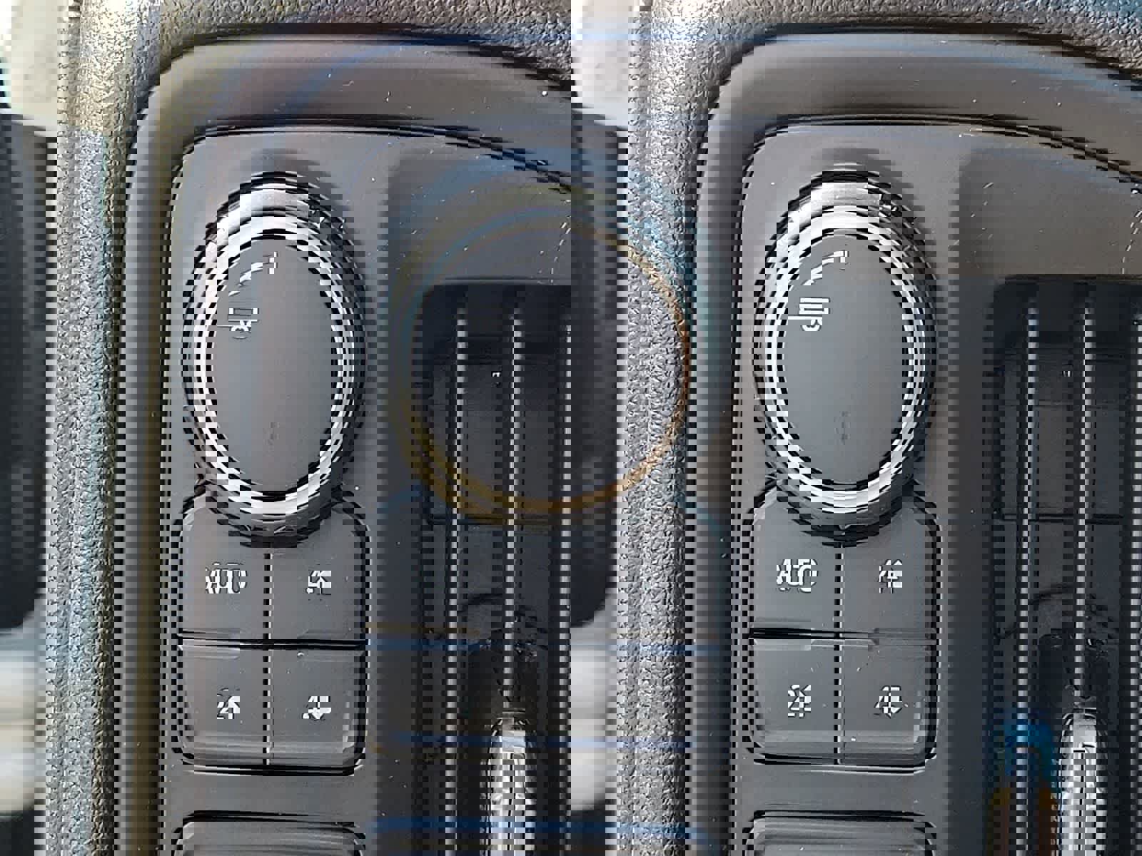 Used 2020 Chevrolet Silverado 1500 Custom Trail Boss w/ Custom Convenience Package image 26