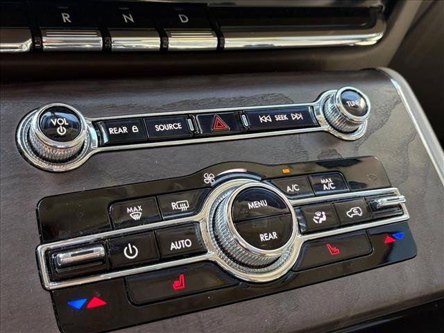 Used 2023 Lincoln Aviator Reserve RWD image 11