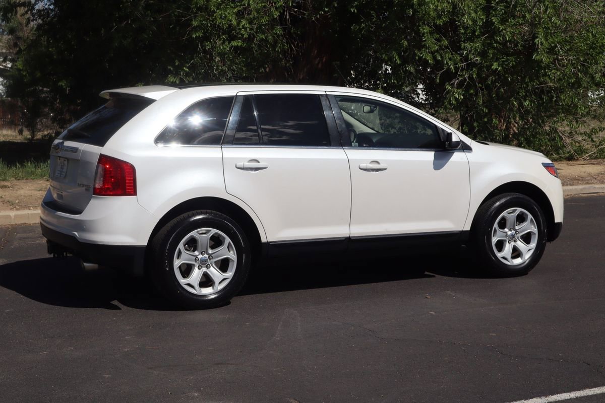 Used 2011 Ford Edge Limited w/ 302A Rapid Spec Order Code AWD/4WD image 4