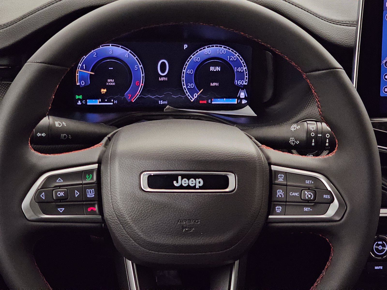 New 2026 Jeep Compass Trailhawk w/ Sun, Sound & Navigation Group AWD/4WD image 9
