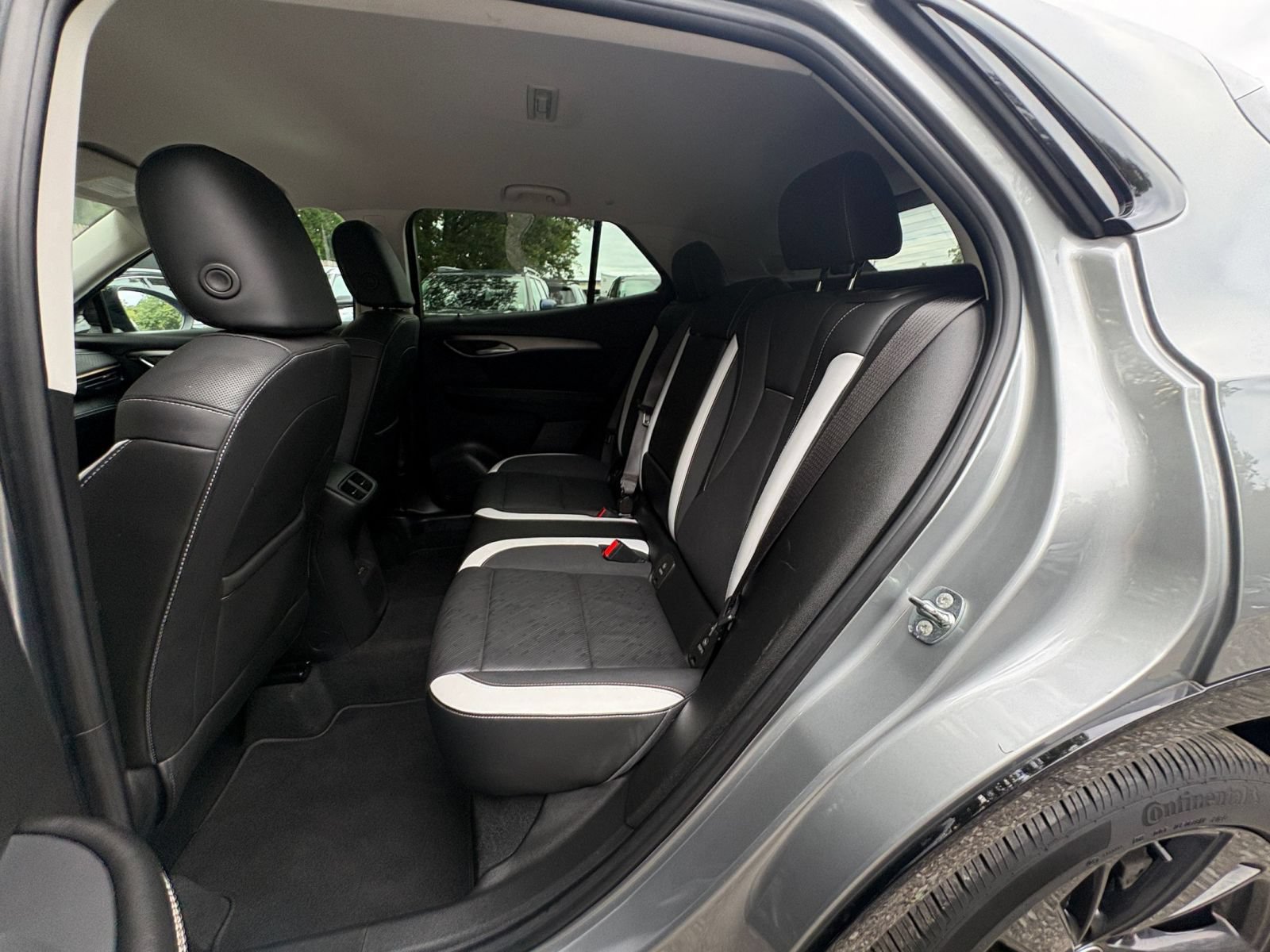 Used 2024 Buick Envision Sport Touring AWD/4WD image 24