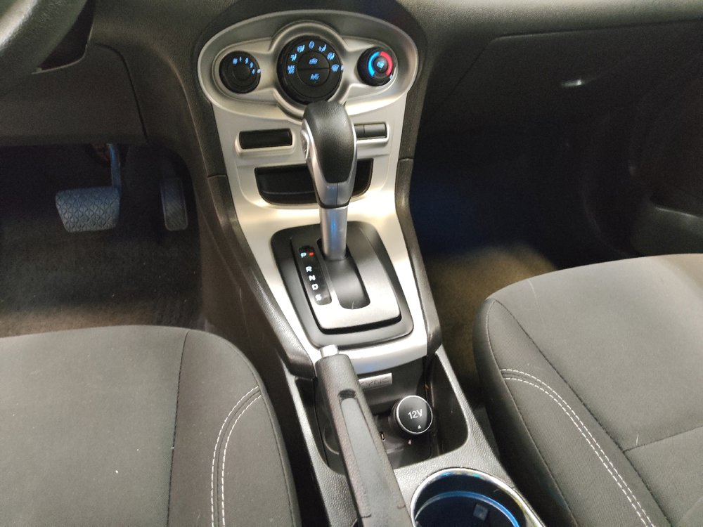 Used 2017 Ford Fiesta SE FWD image 26