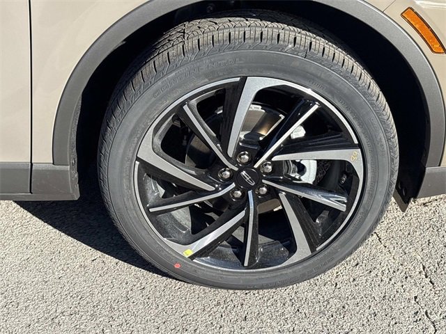 New 2026 Lincoln Corsair Reserve image 9