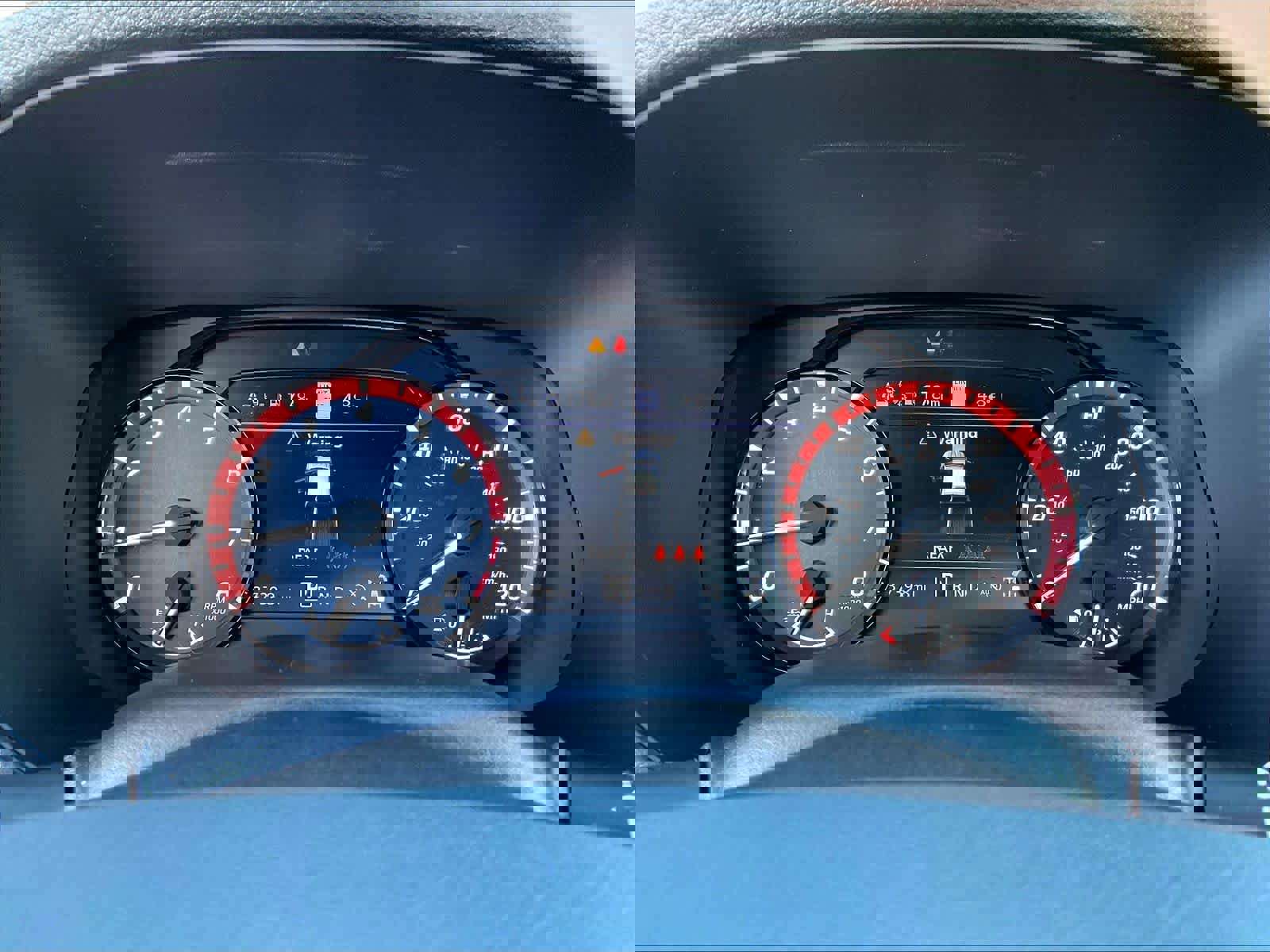 Used 2024 Nissan Frontier PRO-4X w/ Technology Package image 22