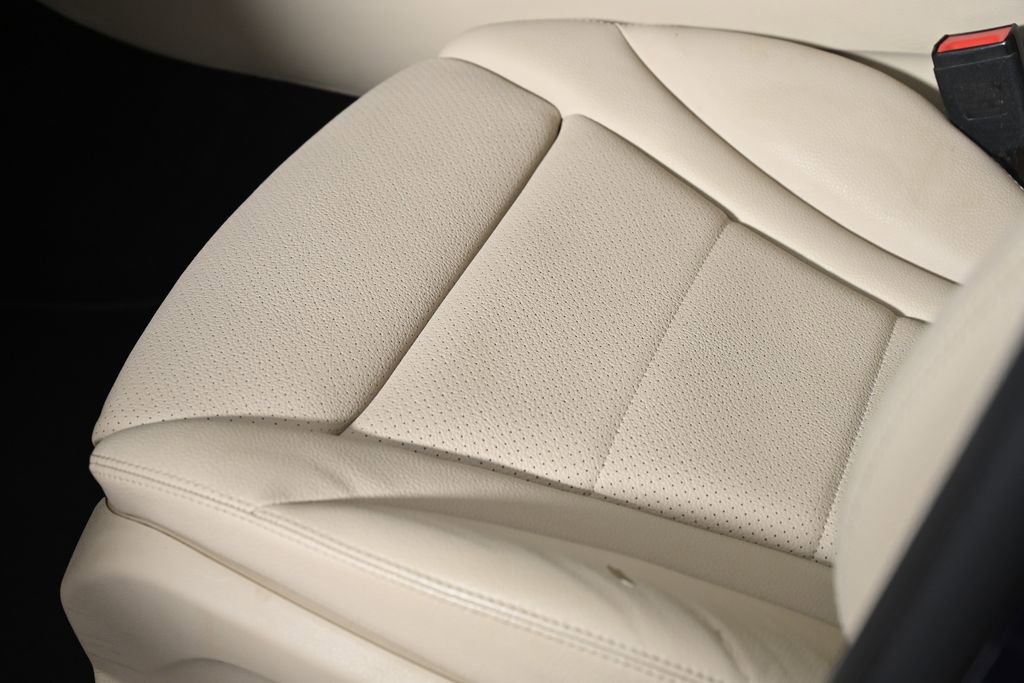 Used 2019 Mercedes-Benz GLC 300 GLC 300 image 23