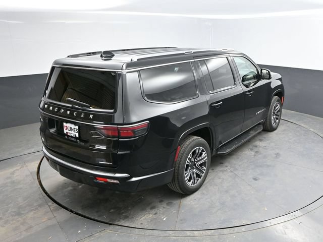 Used 2024 Jeep Wagoneer Series II w/ Flexible Seating Group AWD/4WD image 26