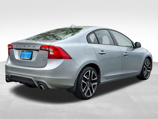 Used 2017 Volvo S60 T5 Dynamic w/ Vision Package image 6
