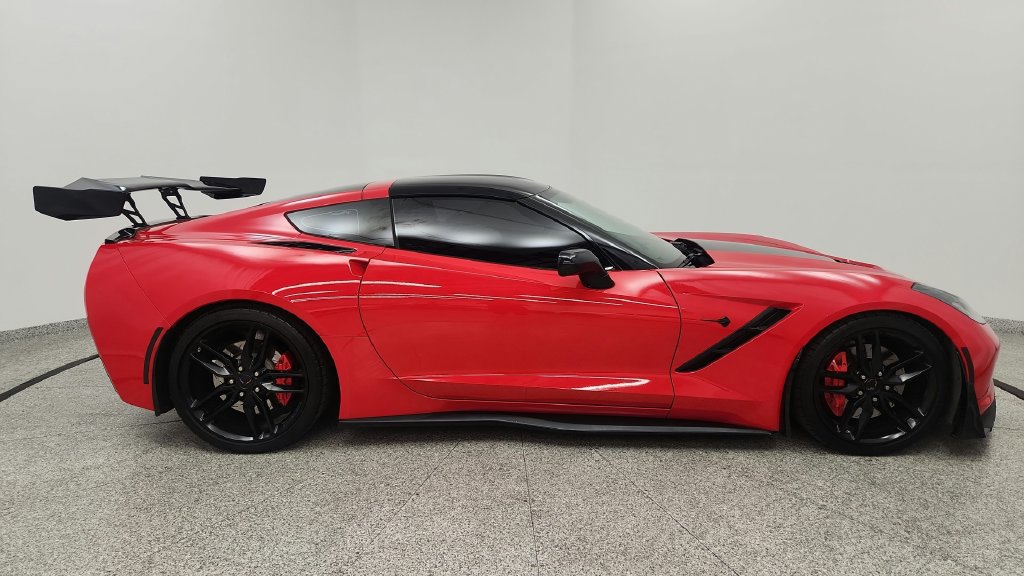 Used 2016 Chevrolet Corvette Stingray Coupe w/ 2LT Preferred Equipment Group RWD image 17