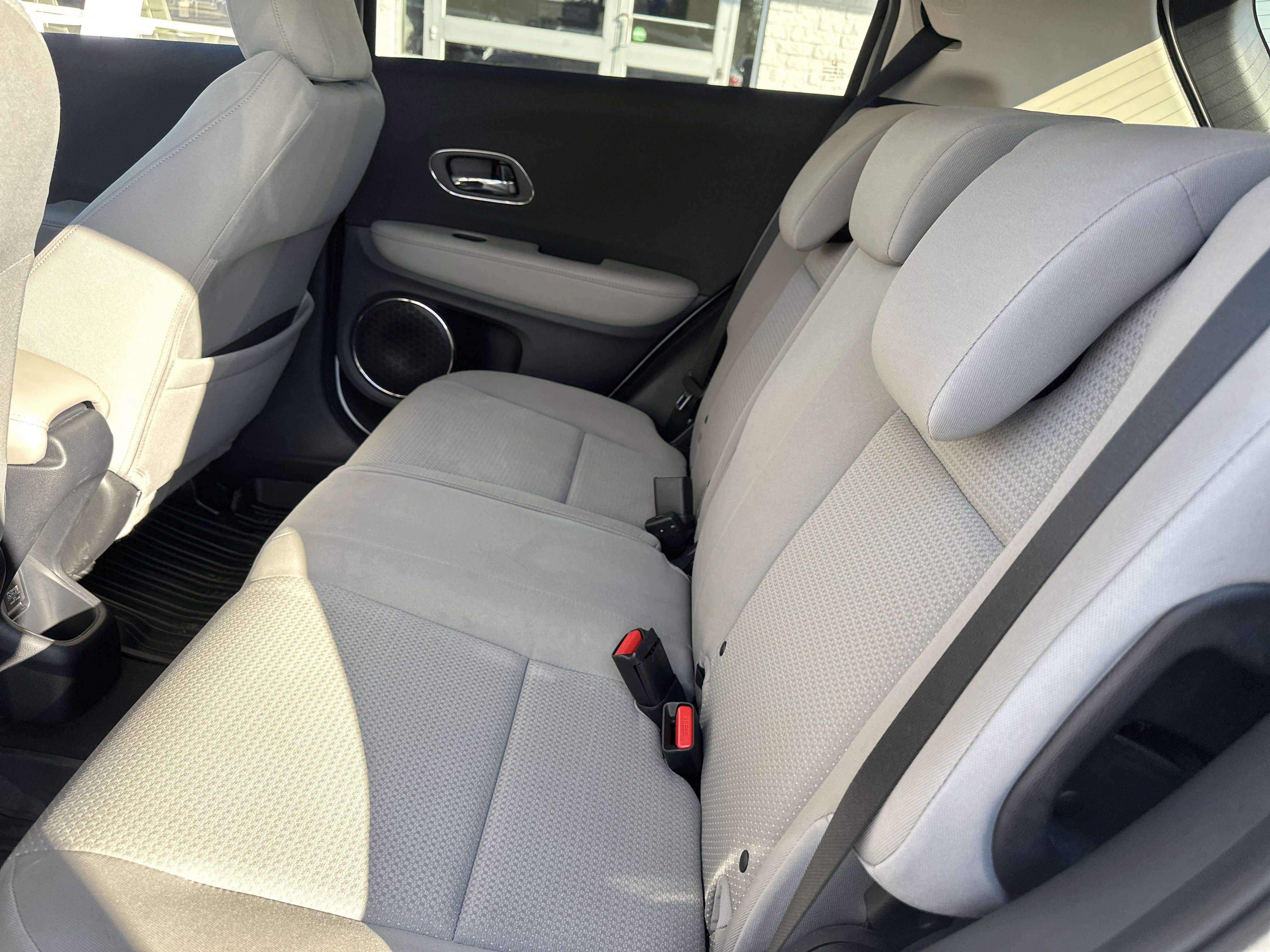 Used 2022 Honda HR-V EX image 12